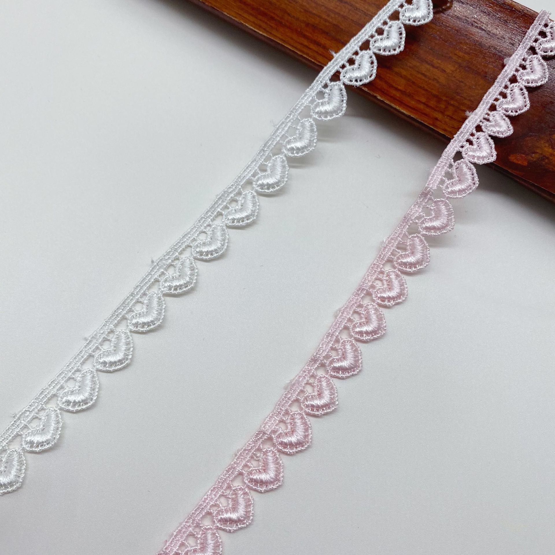 4 jardy haftowana wielokolorow – Lace Ribbon Trim recenzja i cena